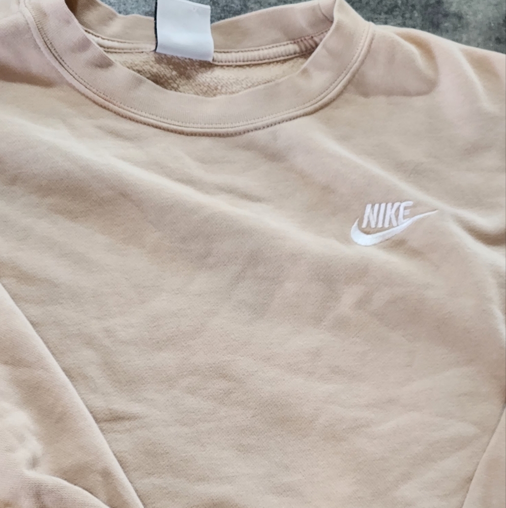 Nike pull over - Picture 2 of 3